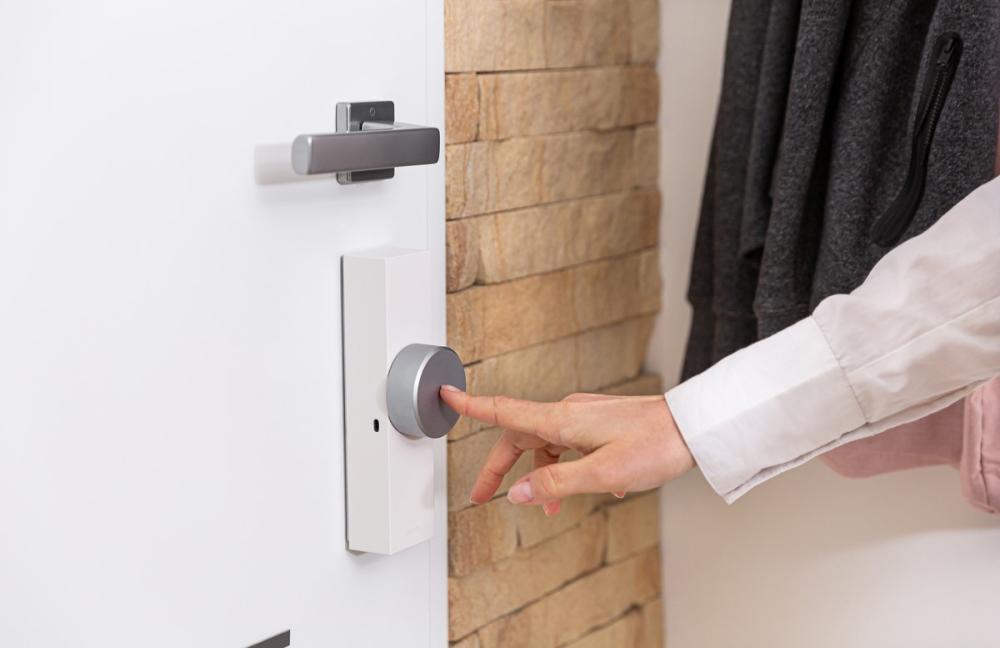 Somfy_1870631_zamek_sterowany_smartfonem_door_lock_23