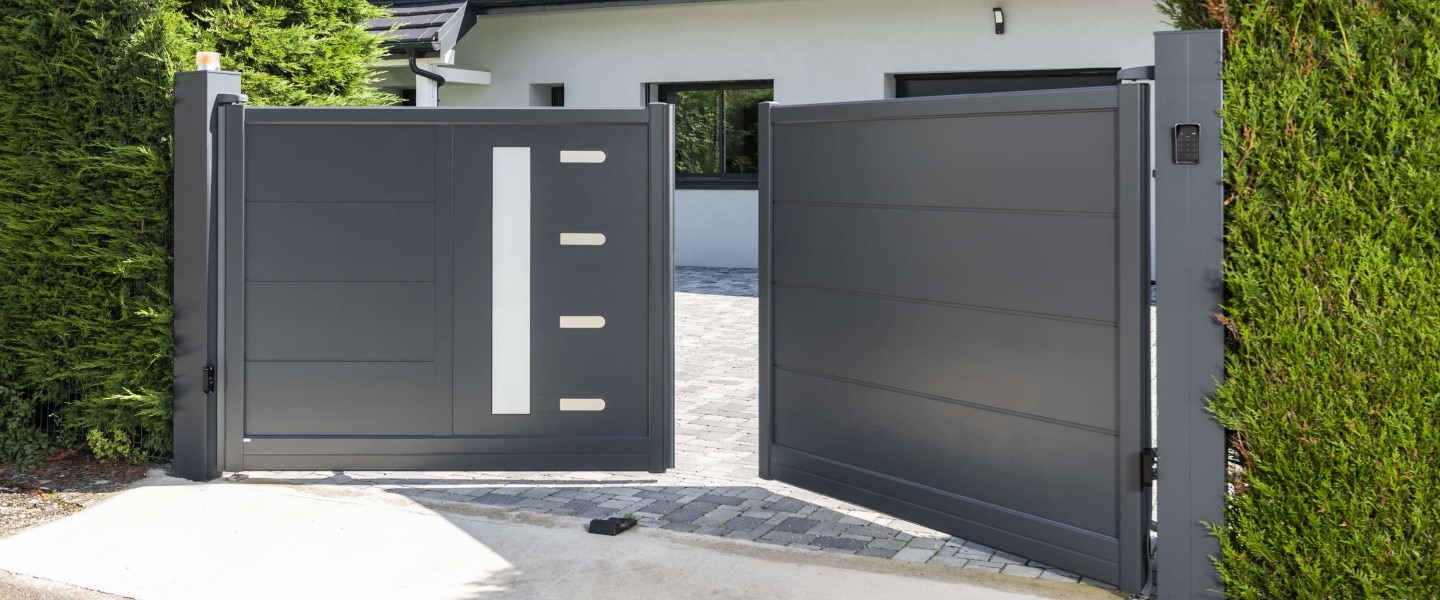 Do bram skrzydłowych Do bram skrzydłowych